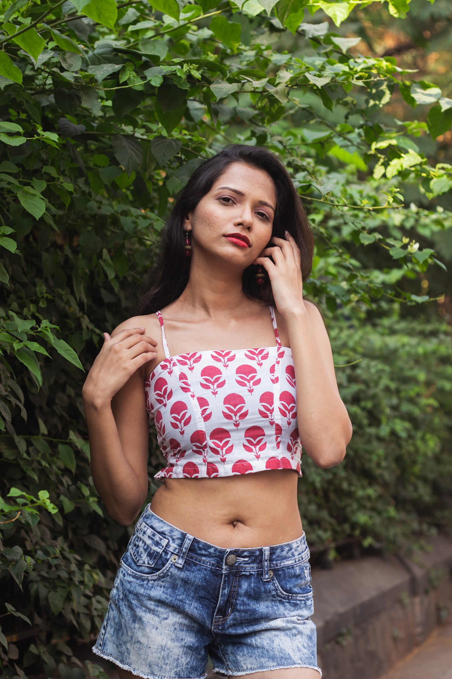 Cotton Crop Top In Screen Print Floral Butta