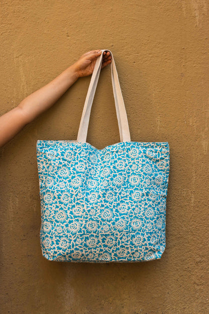 Cotton Daily Tote With Lining · Floral Fun Blue
