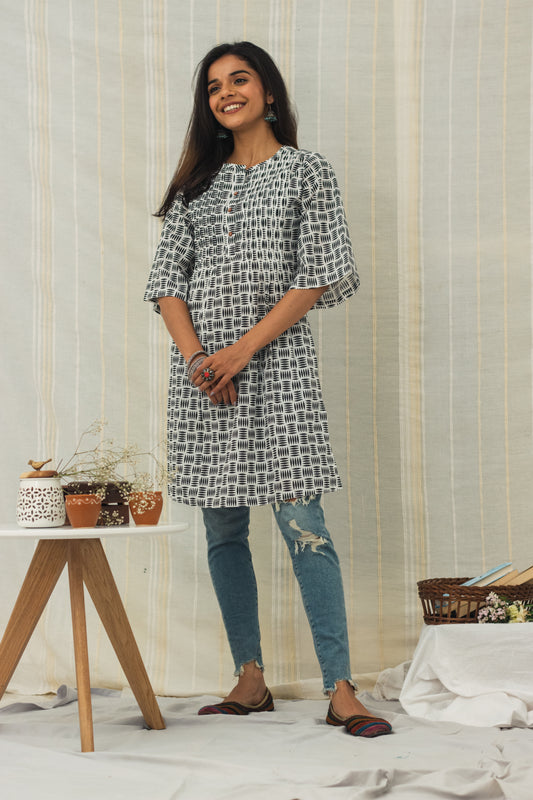 Cotton Screen Printed Tunic/Kurta • Grid