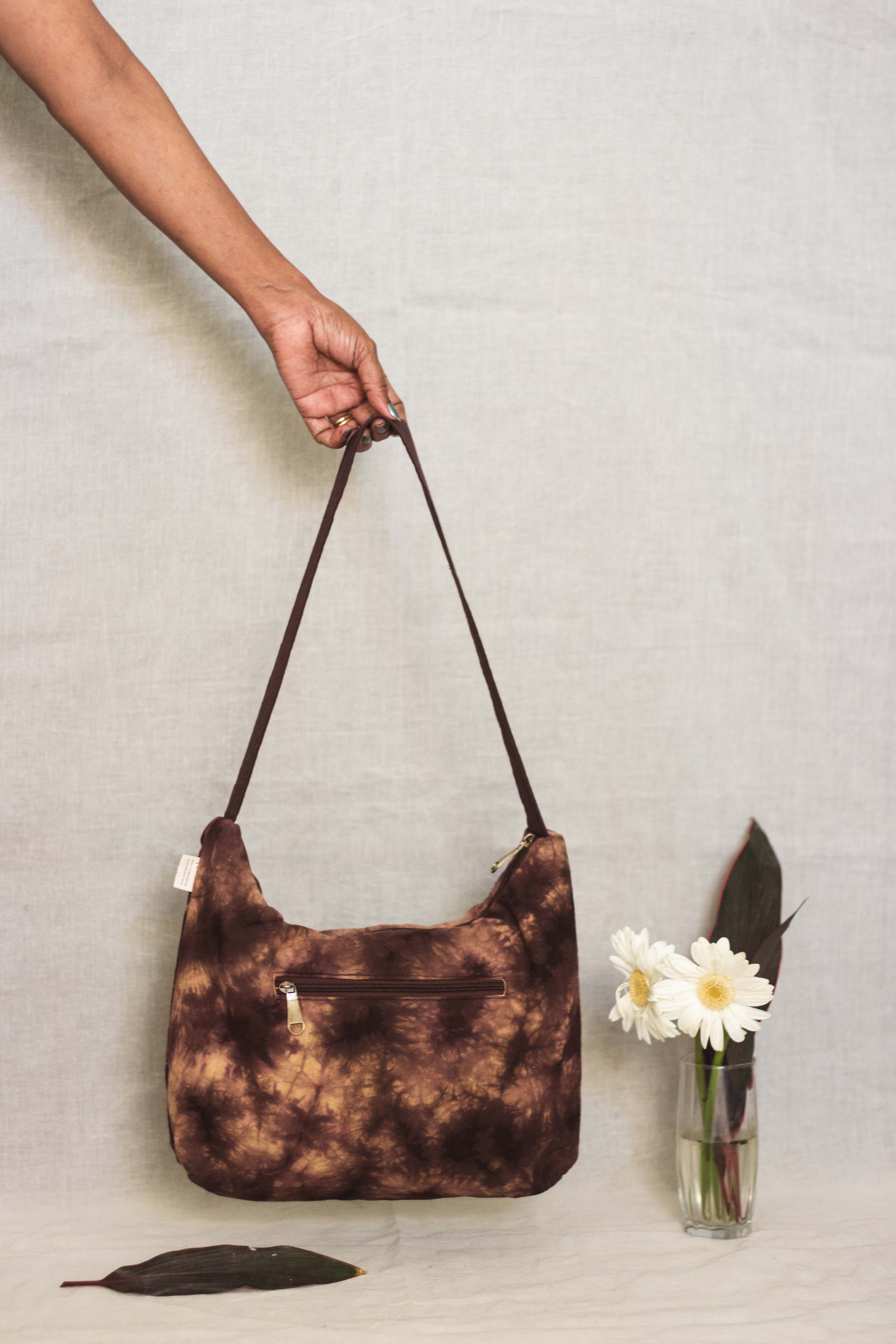Buy Van Heusen Structured Hobo Bag - Handbags for Women 22182296 | Myntra