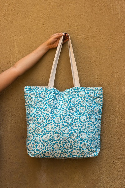 Cotton Daily Tote With Lining · Floral Fun Blue
