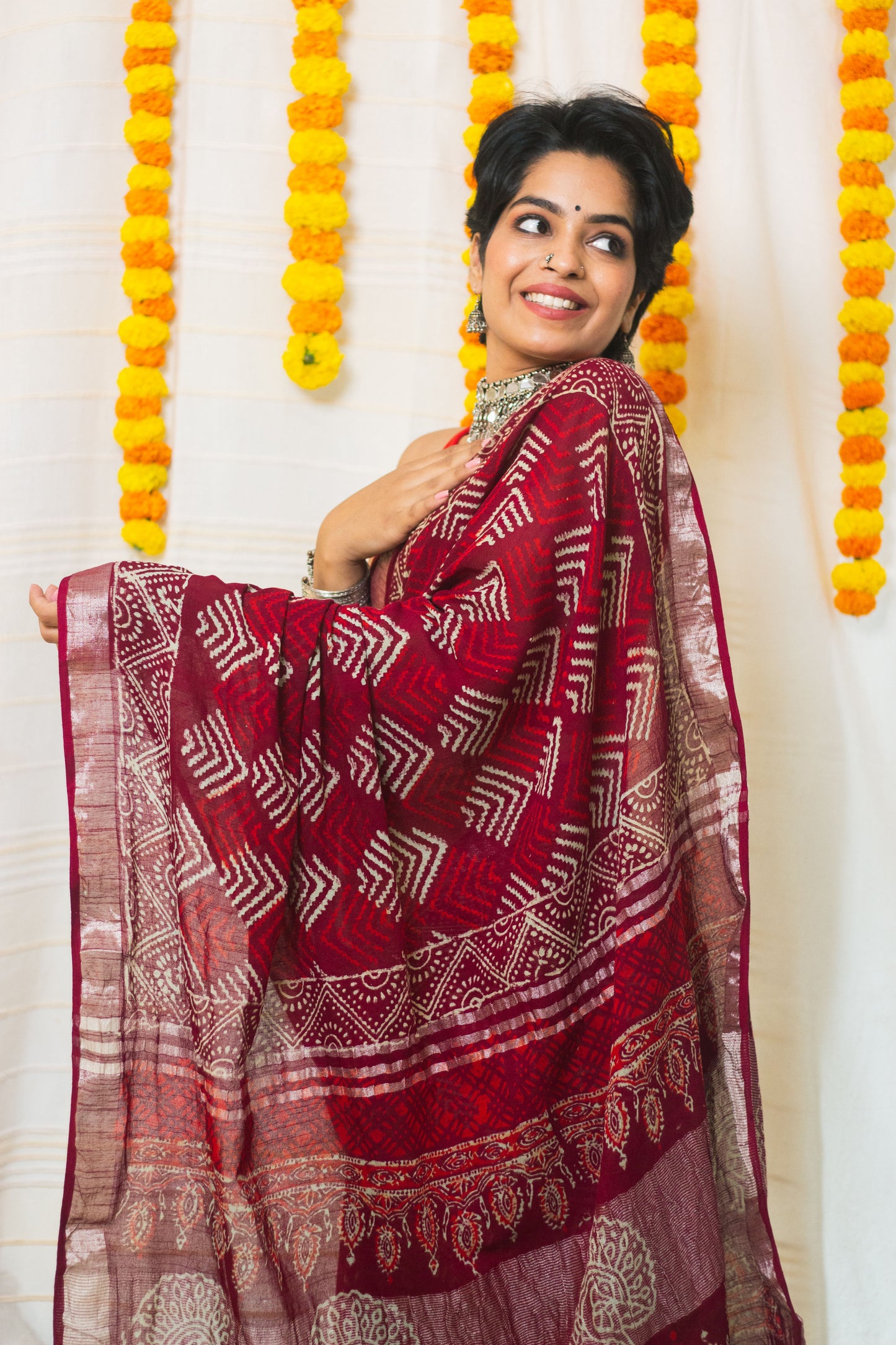 Linen Cotton Bagru Saree Crimson Chevron